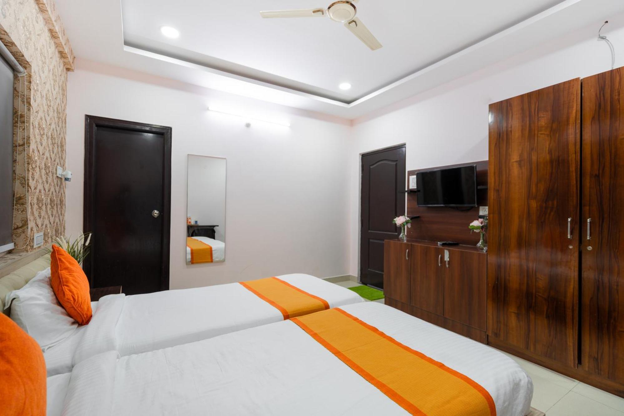 Iris At Nest Hotel Hyderabad Exterior photo