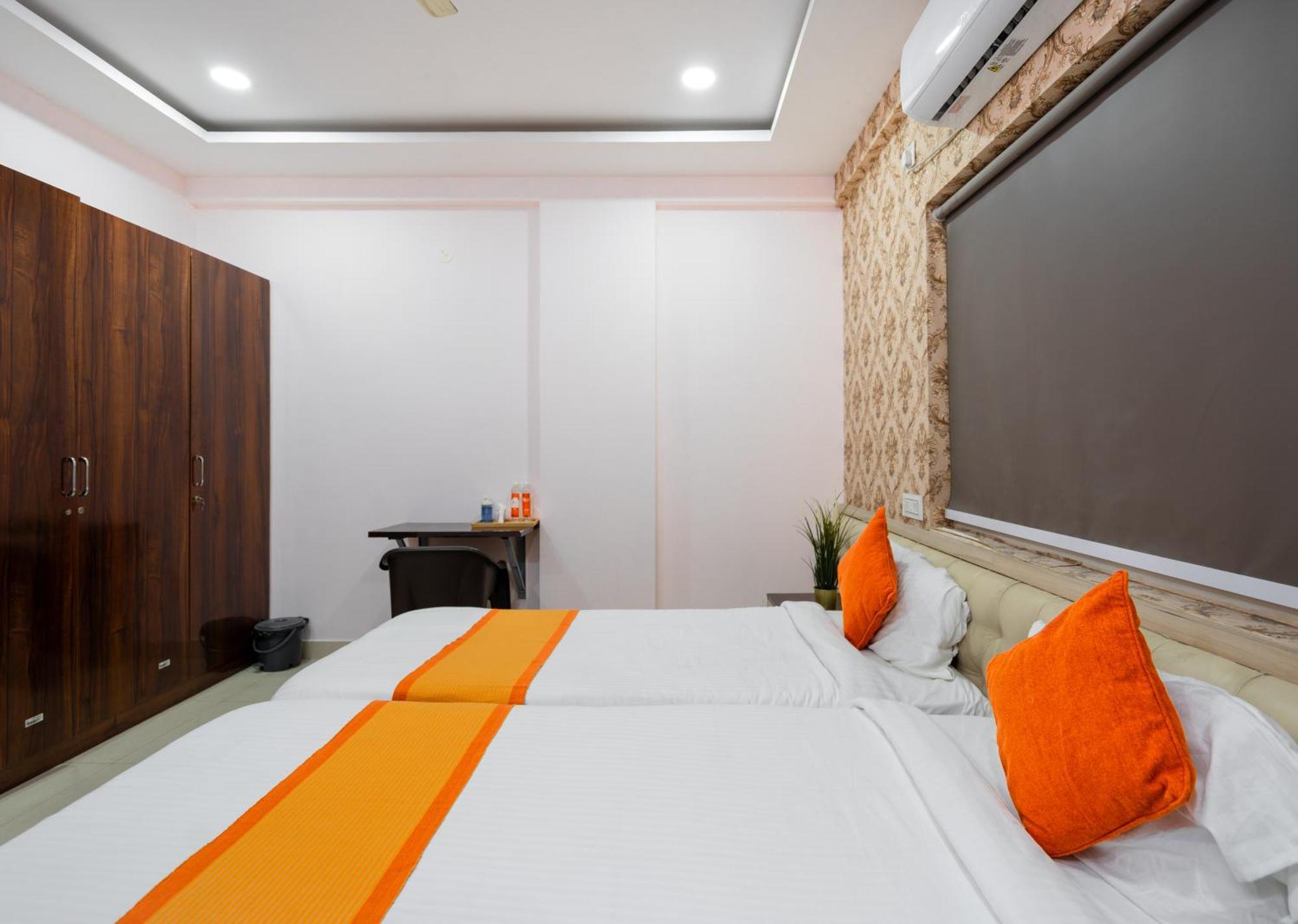 Iris At Nest Hotel Hyderabad Exterior photo
