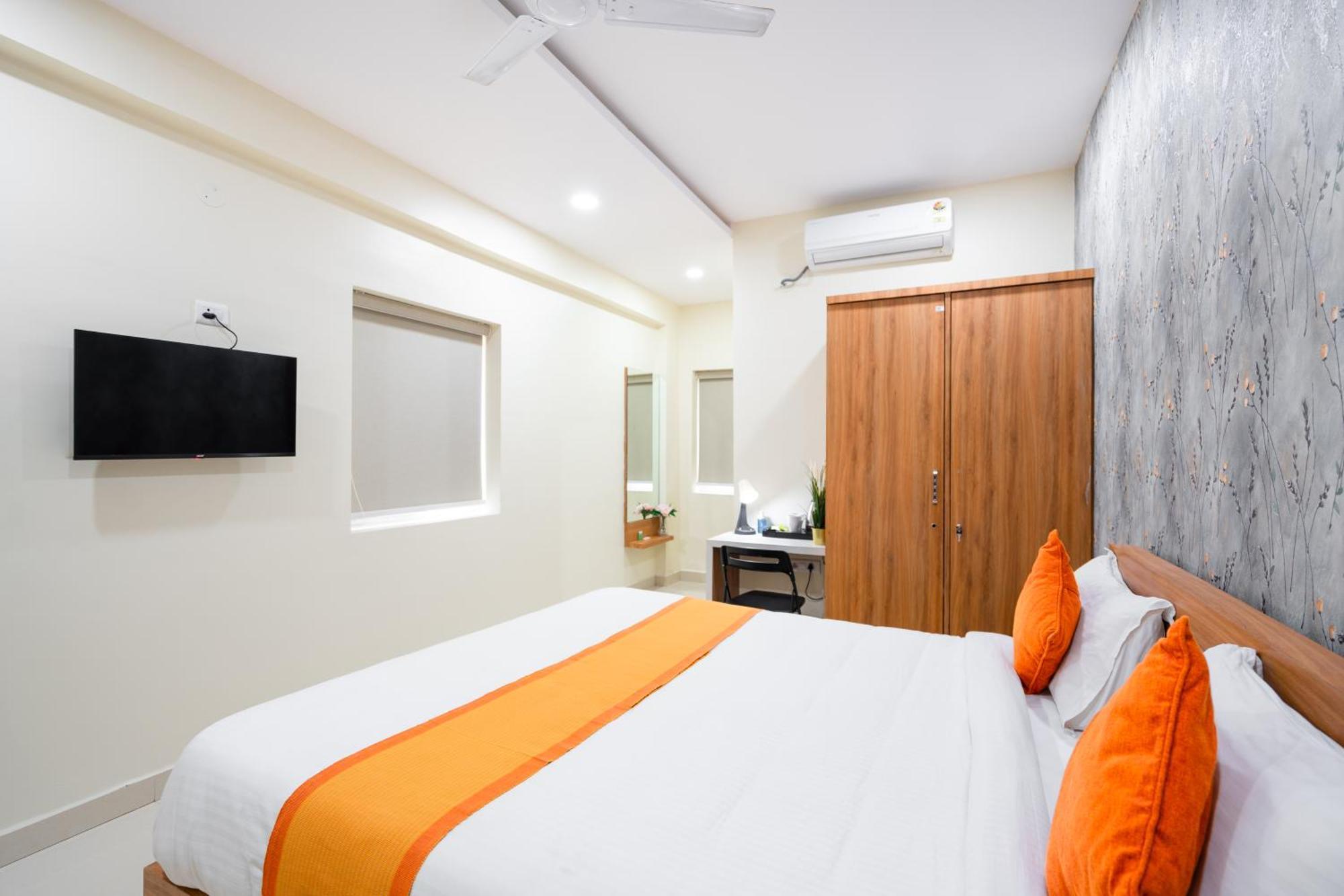 Iris At Nest Hotel Hyderabad Exterior photo