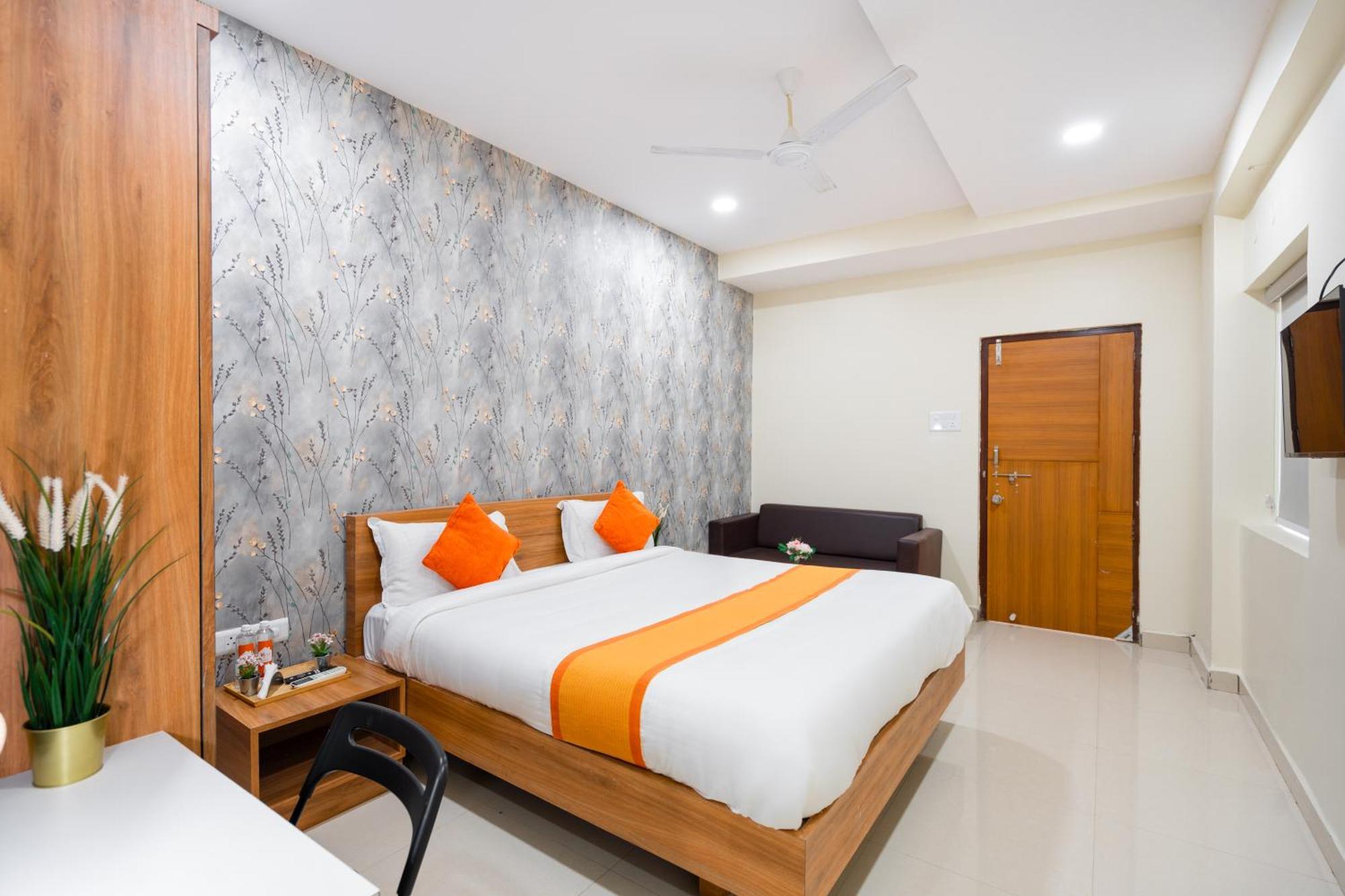 Iris At Nest Hotel Hyderabad Exterior photo